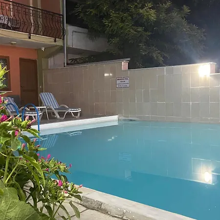 Beyaz Kale Hotel Pamukkale