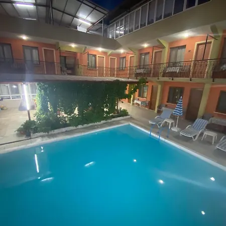 Hotel Beyaz Kale 2*