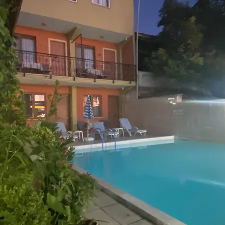 Beyaz Kale 2* Pamukkale