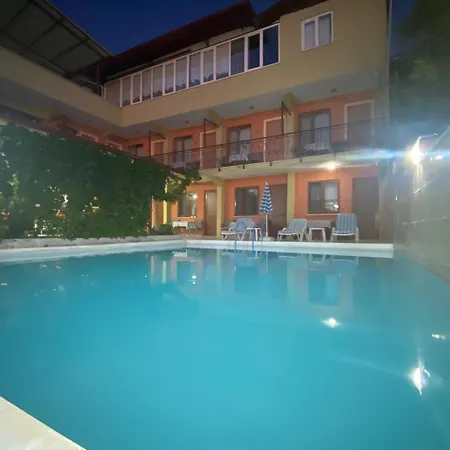 Beyaz Kale Hotel 2*